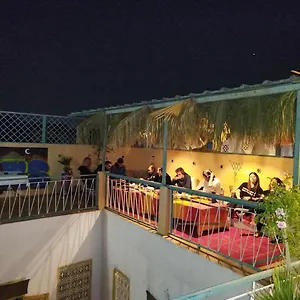 بيت شباب The Madrassa, مراكش